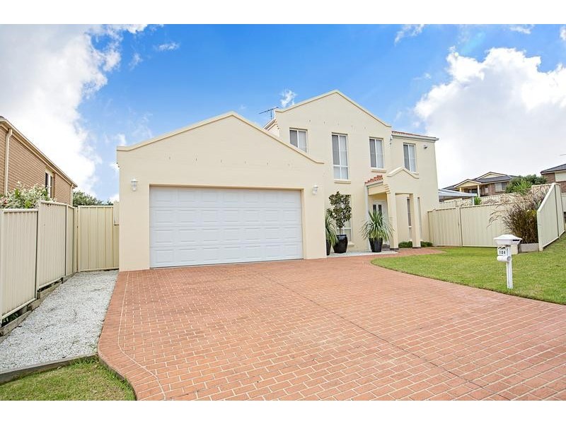 104 Greenway Drive, West Hoxton NSW 2171