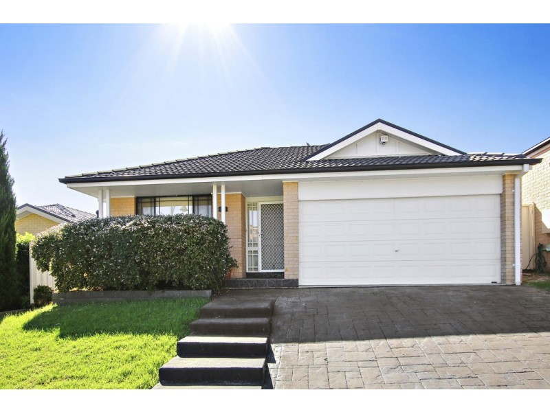 6 Blackburn Avenue, West Hoxton NSW 2171