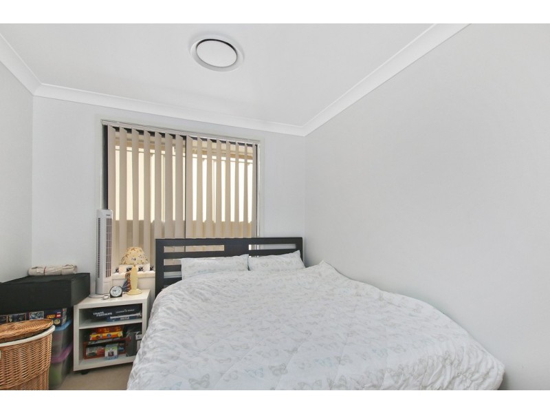 6 Blackburn Avenue, West Hoxton NSW 2171