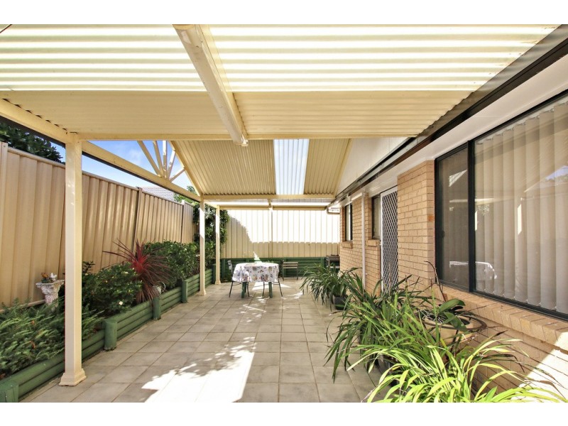 6 Blackburn Avenue, West Hoxton NSW 2171