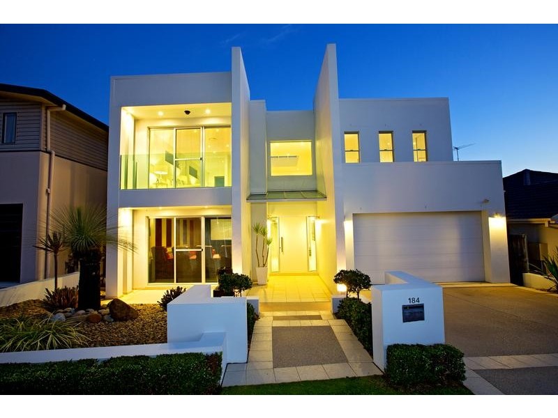 184 Carmichael Drive, West Hoxton NSW 2171