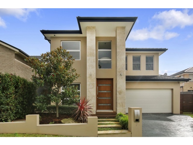 7 Parer Avenue, Middleton Grange NSW 2171