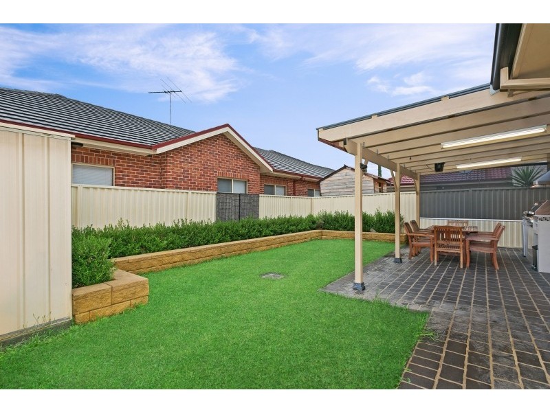 4 Ringarooma Circuit, West Hoxton NSW 2171