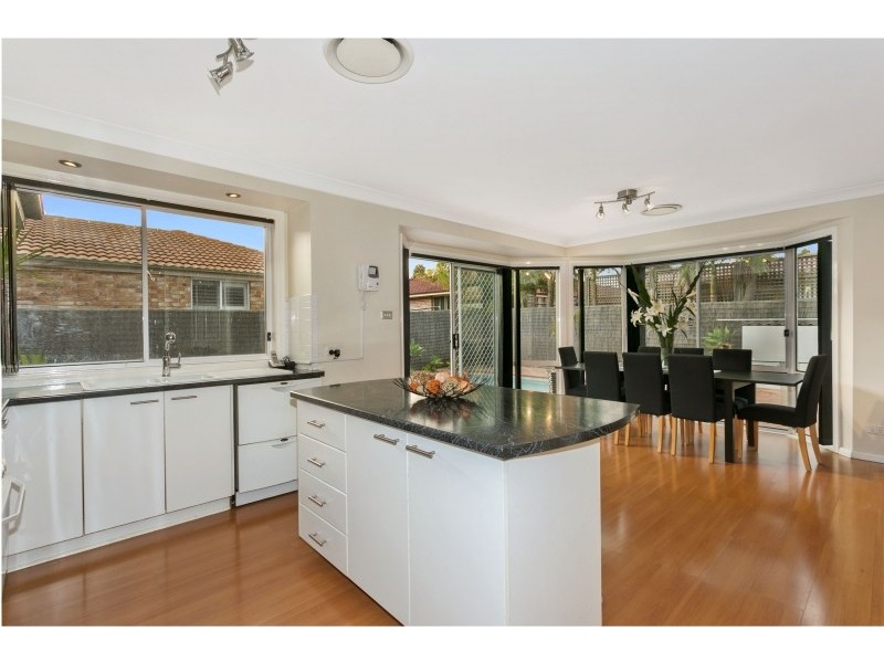 8 Merriwa Avenue, Hoxton Park NSW 2171