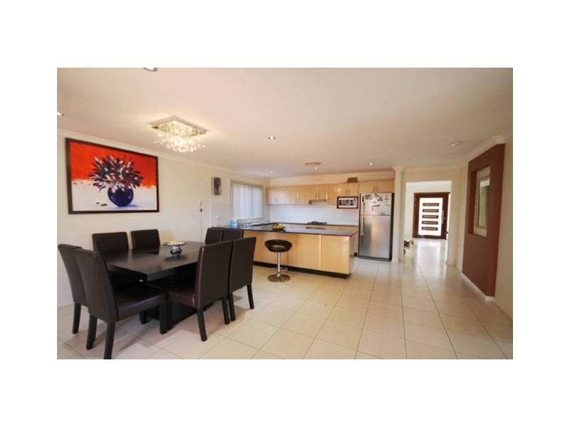 2 Sligo Place, Prestons NSW 2170