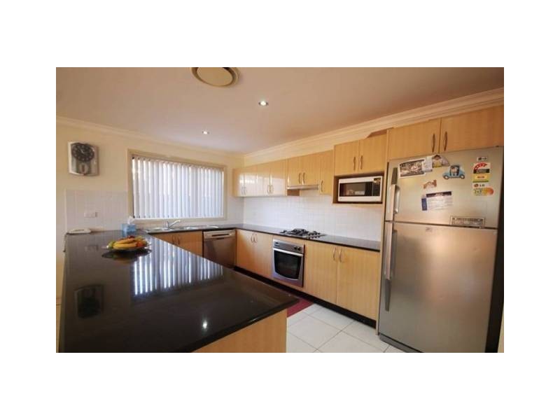 2 Sligo Place, Prestons NSW 2170