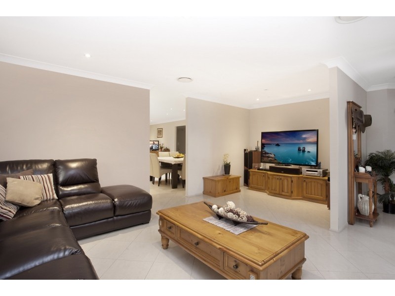 12 Martino Close, Prestons NSW 2170