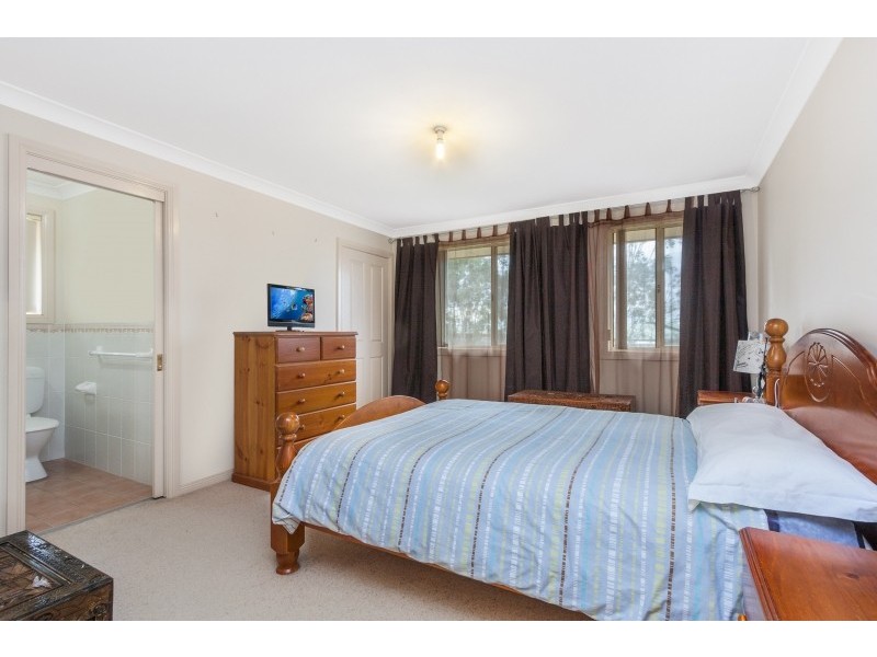 37 Chapman Street, West Hoxton NSW 2171