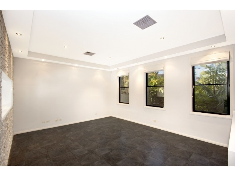 14 Pontville Close, West Hoxton NSW 2171