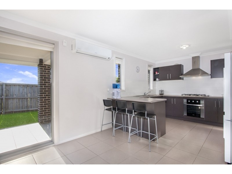 2 William Buckley Drive, Carnes Hill NSW 2171