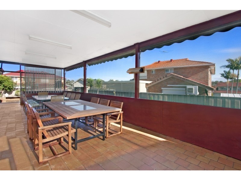 2 Wynn Close, Edensor Park NSW 2176