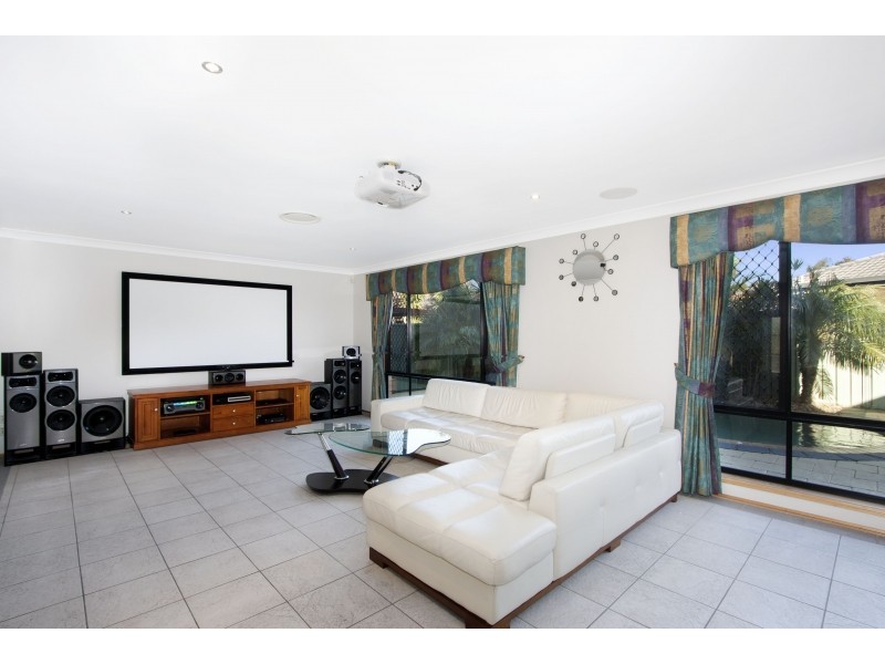 89 Rossini Drive, Hinchinbrook NSW 2168