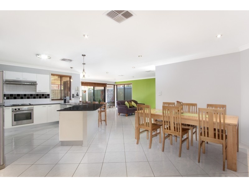 14 Taralga Street, Prestons NSW 2170