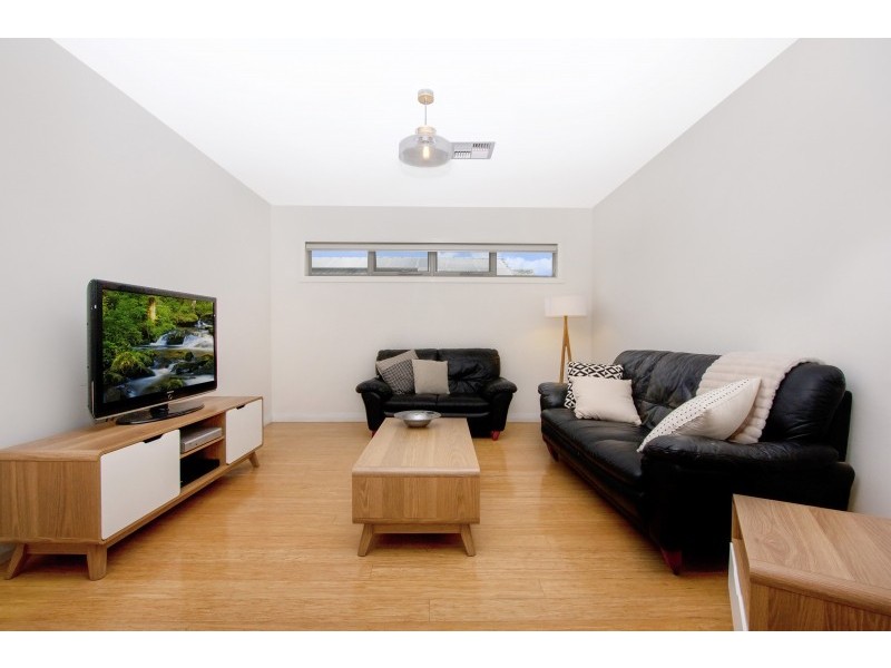 6B Earl Place, Cecil Hills NSW 2171