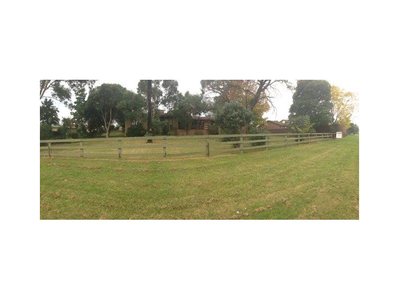 17 Montrose Place, St Andrews NSW 2566