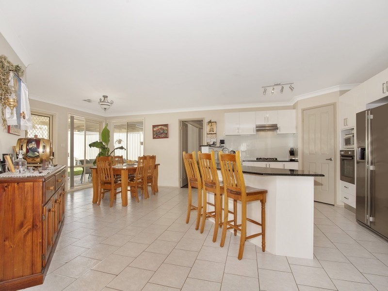 32 Watling Avenue, West Hoxton NSW 2171