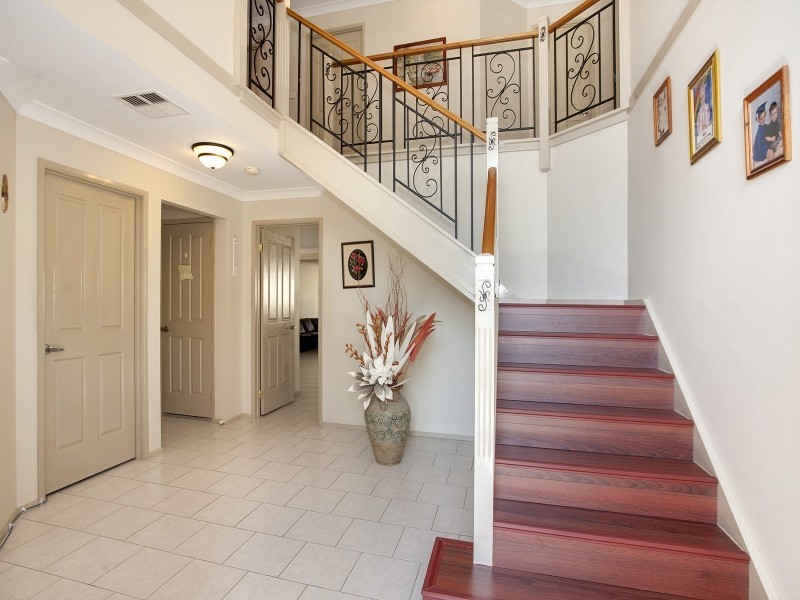 32 Watling Avenue, West Hoxton NSW 2171