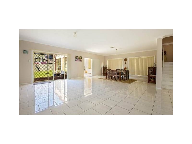 22 Lycett Avenue, West Hoxton NSW 2171