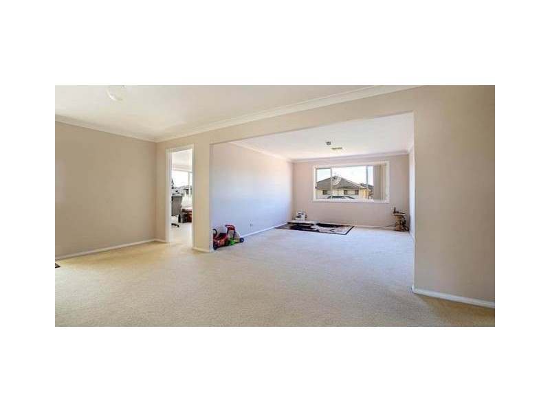 22 Lycett Avenue, West Hoxton NSW 2171
