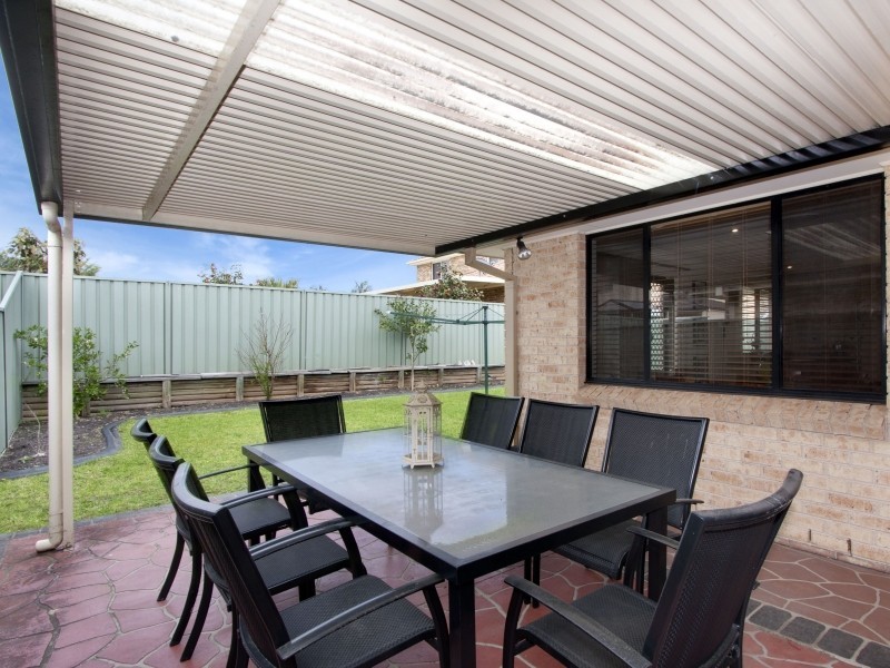 7 Palana Close, West Hoxton NSW 2171
