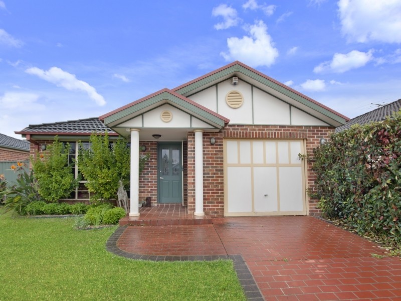 7 Warfield Place, Cecil Hills NSW 2171