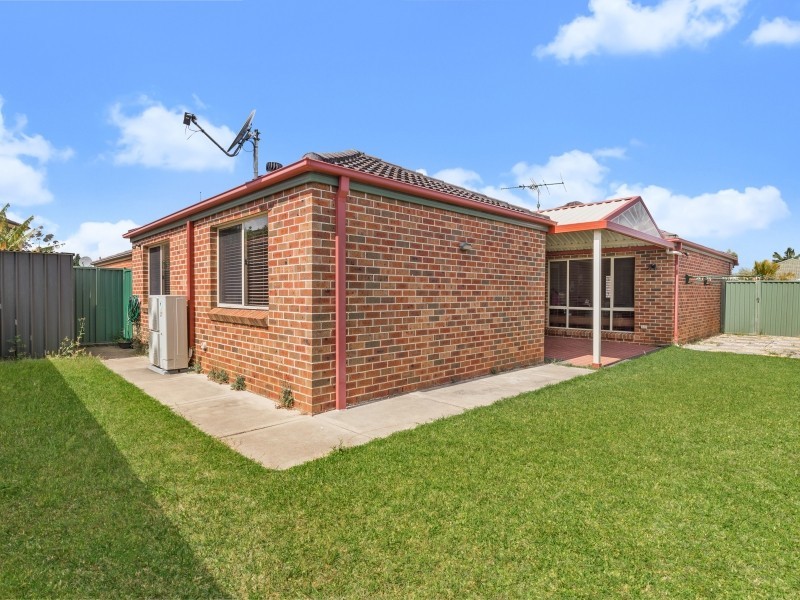 7 Warfield Place, Cecil Hills NSW 2171