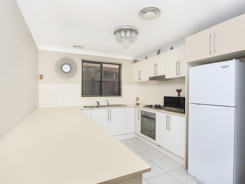 60 Stansmore Avenue, Prestons NSW 2170