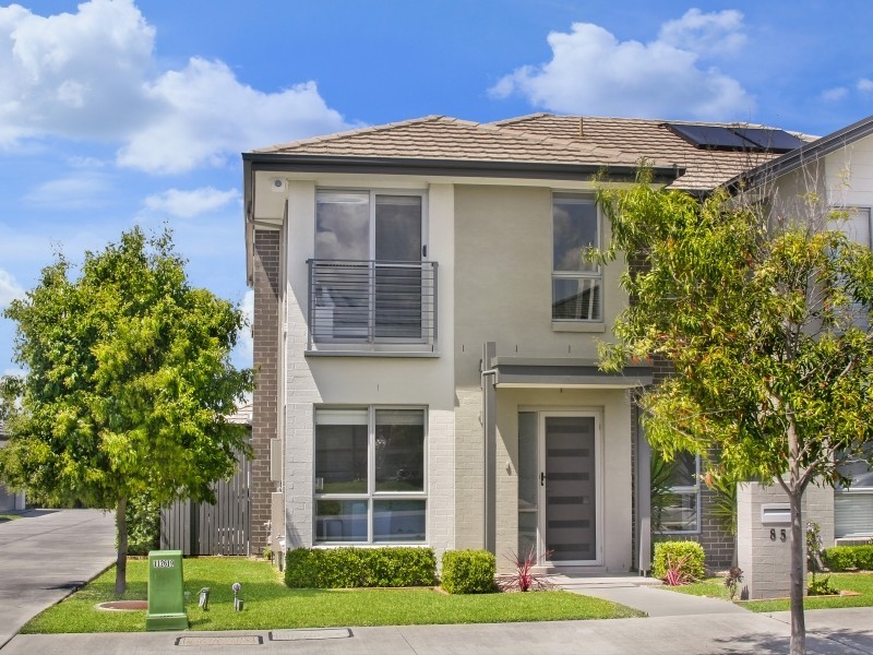 85 Hemsworth Avenue, Middleton Grange NSW 2171