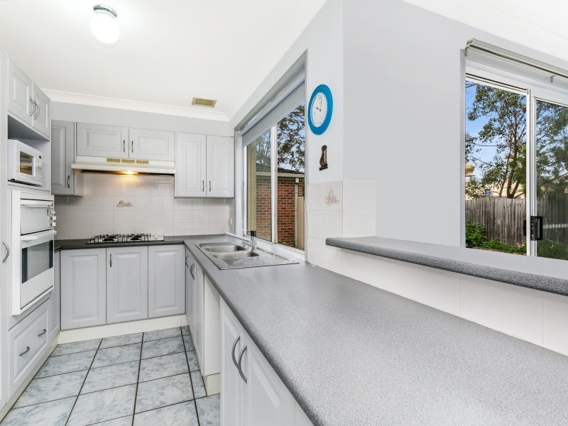 14 Howe Avenue, Horningsea Park NSW 2171