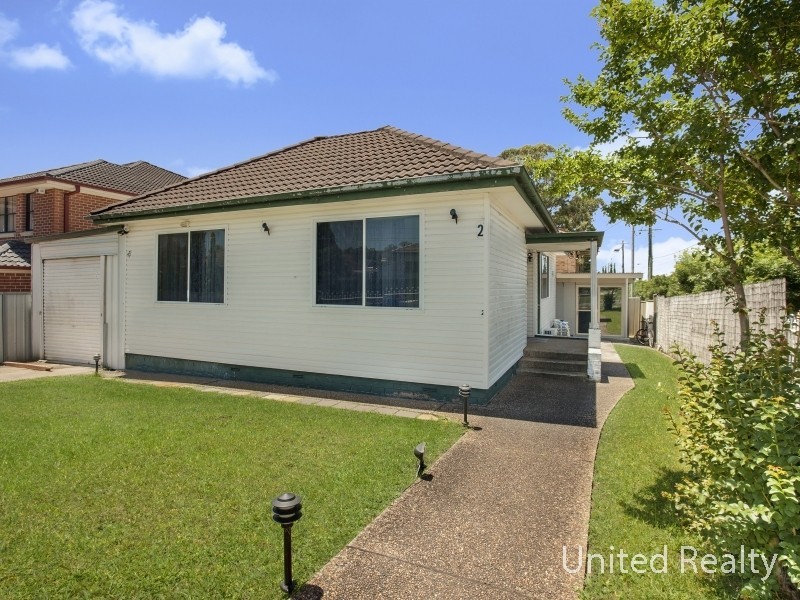 2 Barton Street, Smithfield NSW 2164