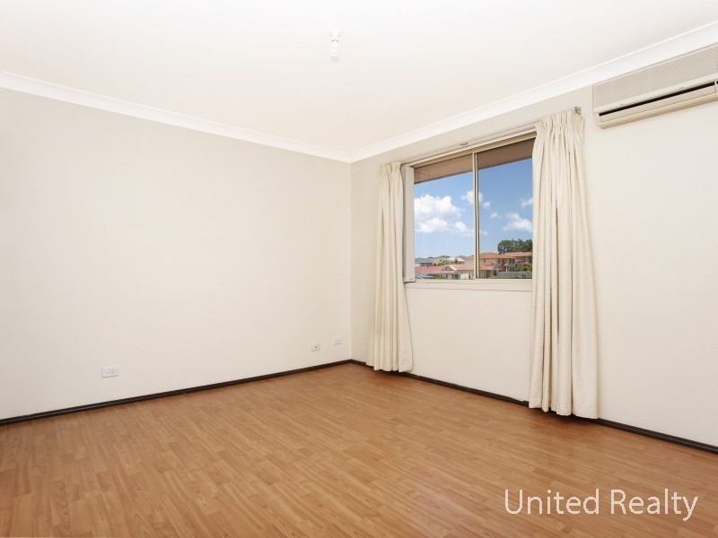 12a Ringarooma Circuit, West Hoxton NSW 2171