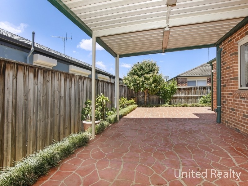 12a Ringarooma Circuit, West Hoxton NSW 2171