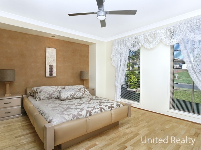 2 Bombo Close, Prestons NSW 2170