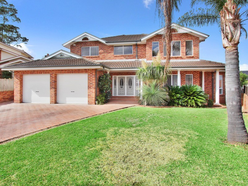 8 Dent Close, Hinchinbrook NSW 2168