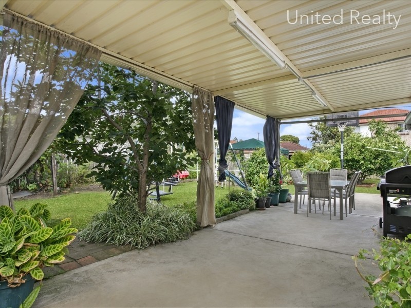 17 Rowe Avenue, Lurnea NSW 2170