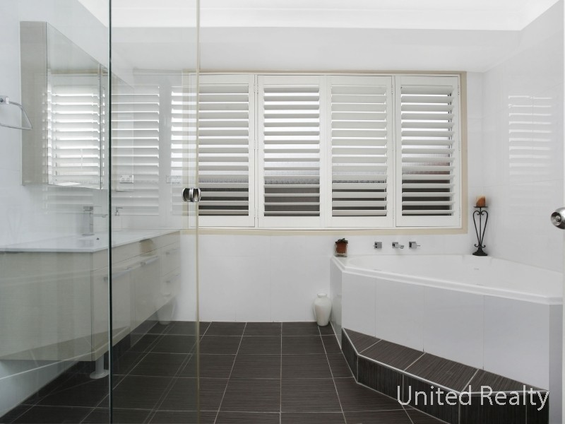 10 Clunies Place, Bonnyrigg Heights NSW 2177