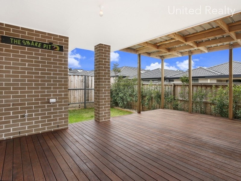 3 Bluey Street, Middleton Grange NSW 2171