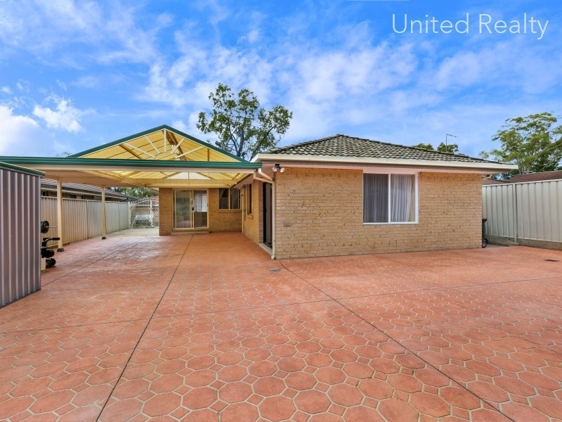 13 Coquet Way, Green Valley NSW 2168