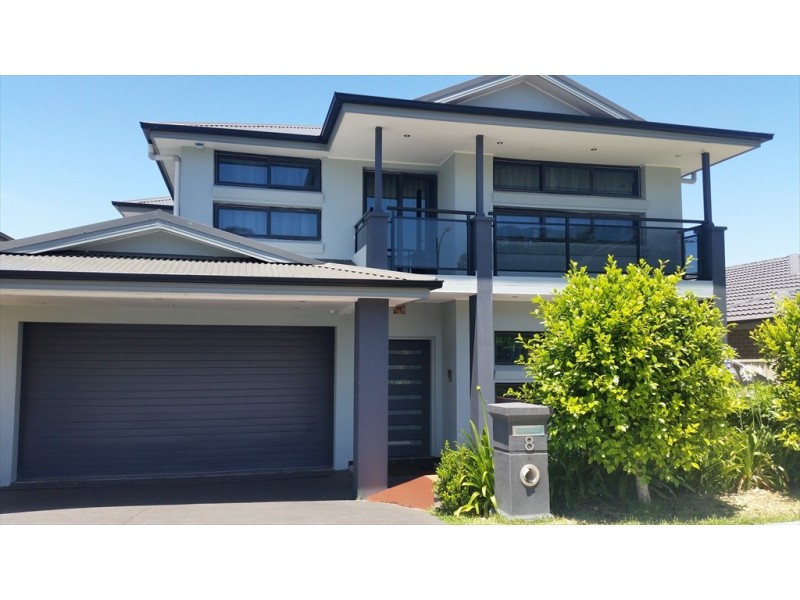 8 Bravo  Avenue, Middleton Grange NSW 2171