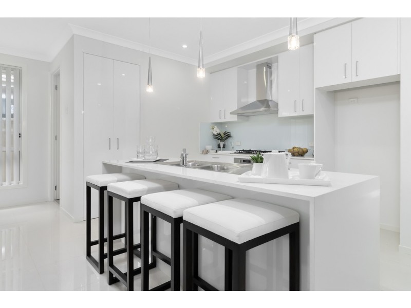 180 Flynn Avenue, Middleton Grange NSW 2171