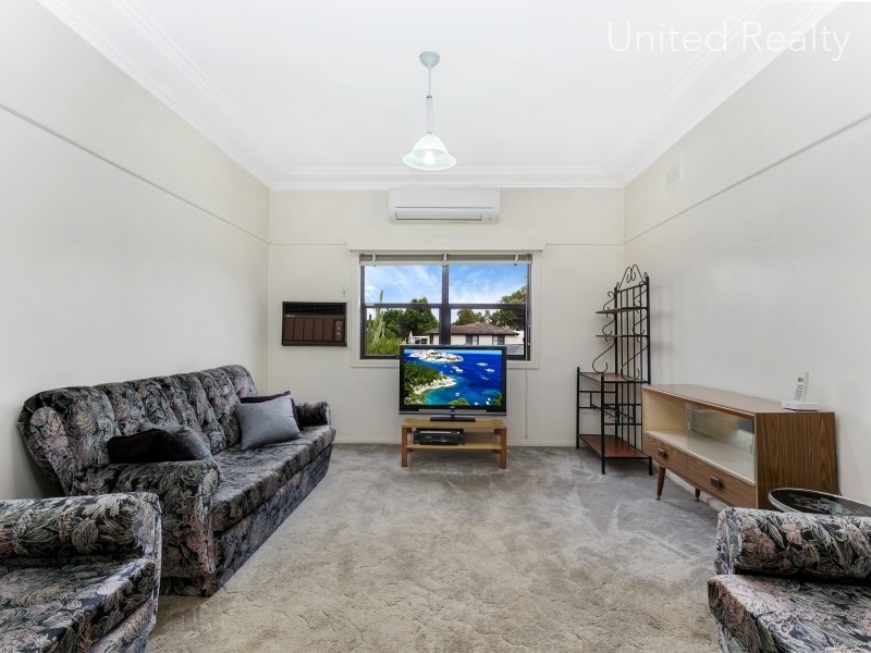 260 Smithfield Road, Fairfield West NSW 2165