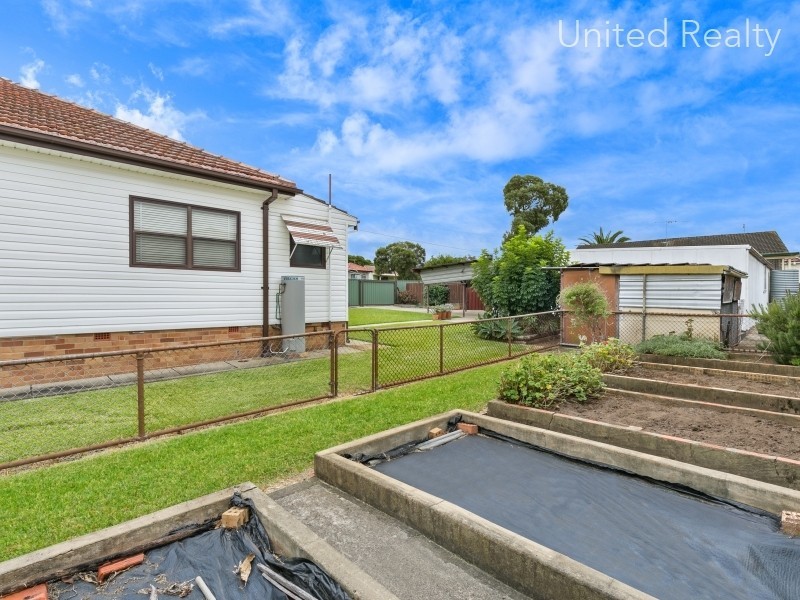 260 Smithfield Road, Fairfield West NSW 2165