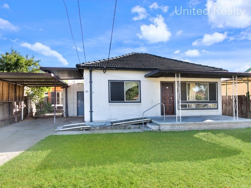 33 Margaret Street, Fairfield West NSW 2165