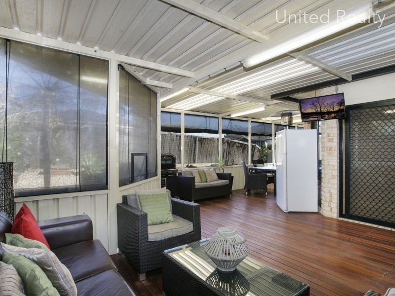 23 Lauderdale Street, West Hoxton NSW 2171