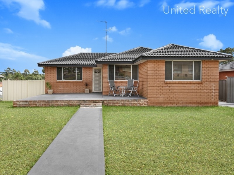 17 Taminga Road, Green Valley NSW 2168