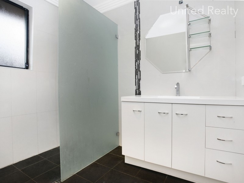 17 Taminga Road, Green Valley NSW 2168