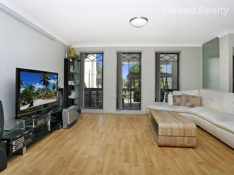 7 Cayley Place, Horningsea Park NSW 2171