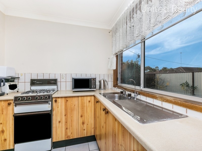 2/65 Cockatiel Circuit, Green Valley NSW 2168