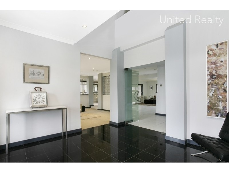 6 Benedict Close, Cecil Hills NSW 2171