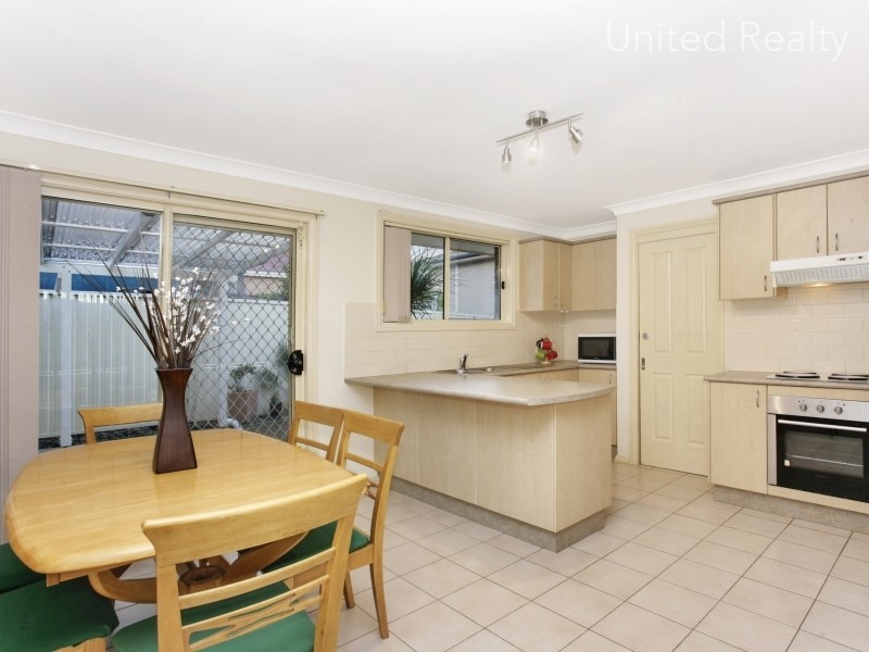9 Forcett Close, West Hoxton NSW 2171